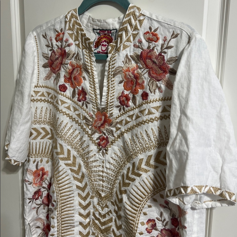 Johnny Was Rianne top medium white floral linen embossed - Picture 5 of 9